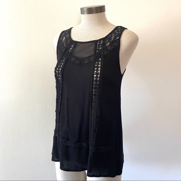 Acemi Black Sleeveless Top - Picture 1 of 10